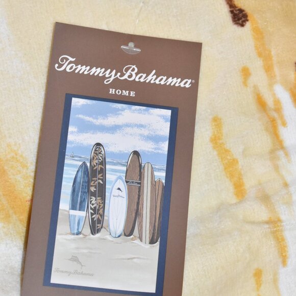 Beach Towel - Tommy Bahama - New - 40'' X 70'' - tag on - Picture 3 of 4